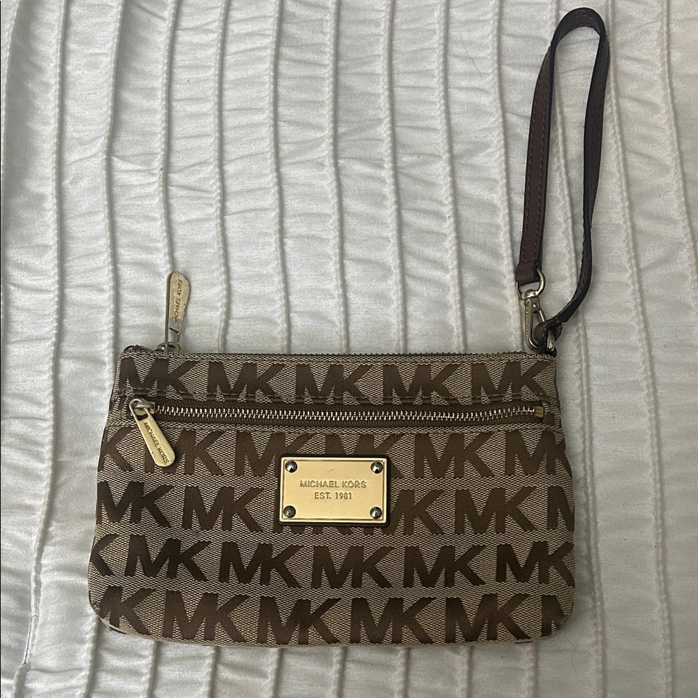 Authentic Michael Kors Monogram Tan Wristlet with Gold Accents
